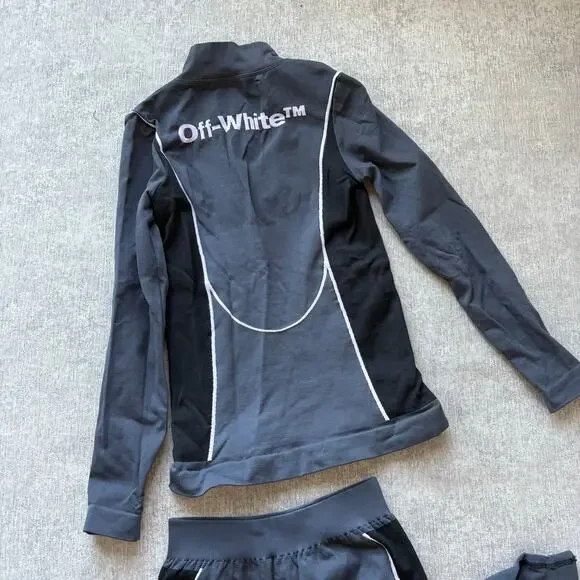 Authentic Off-White Seamless Thermal Set - Picture 6 of 6